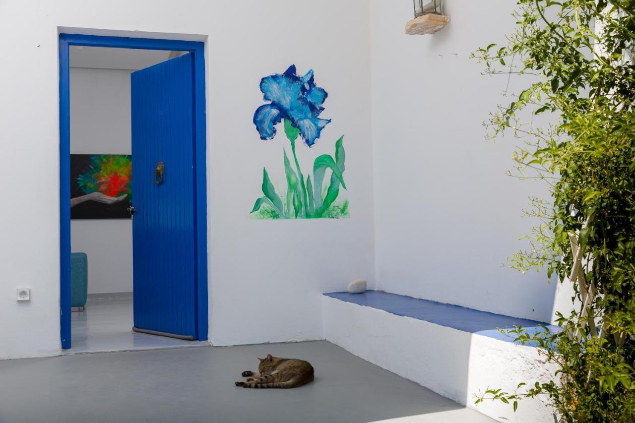 Blue Violet Apartment *