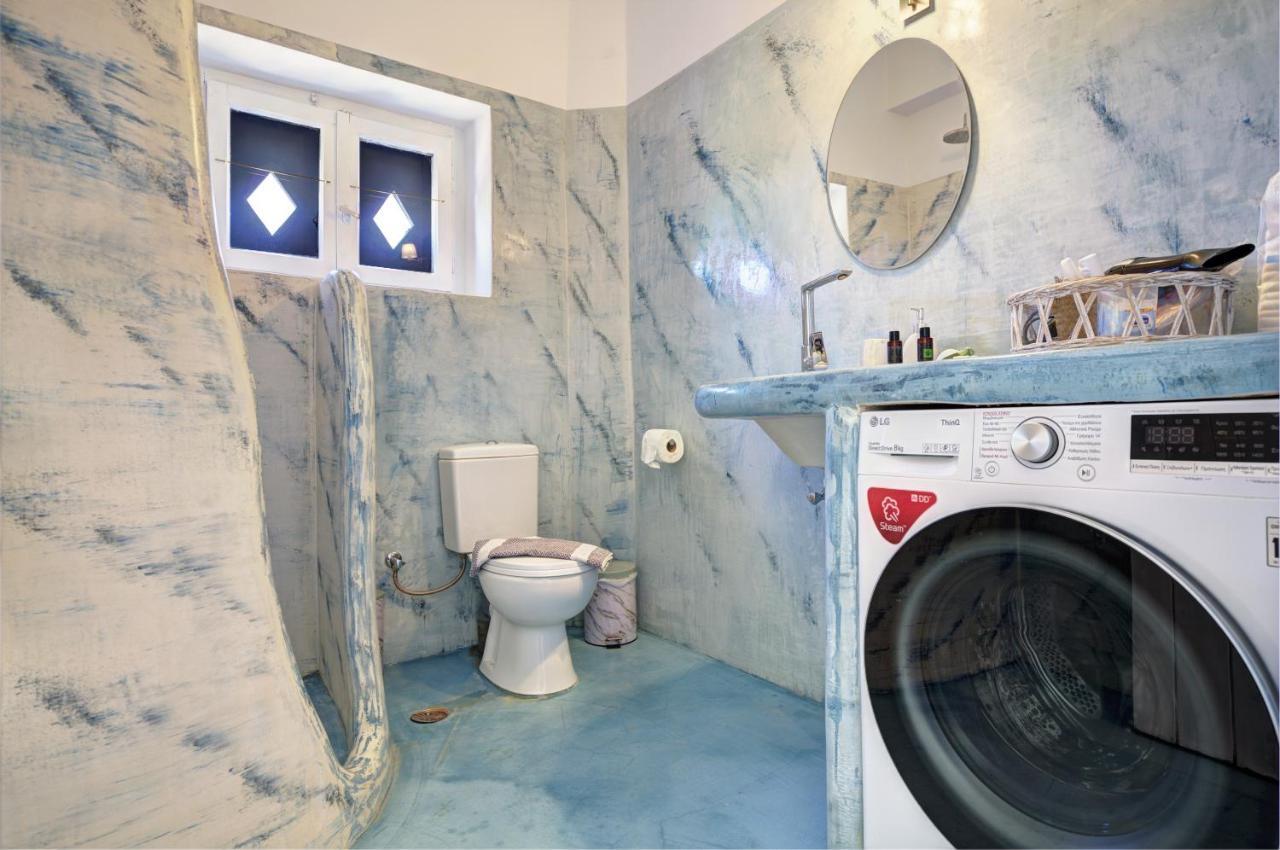 Apartment Blue Violet